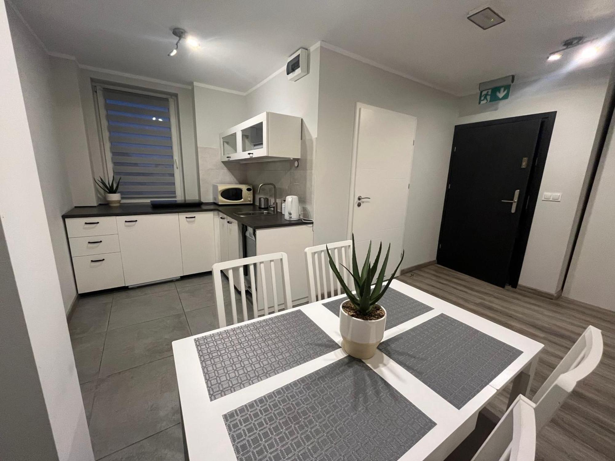 Apartamenty Na Wzgorzu Ińsko Esterno foto