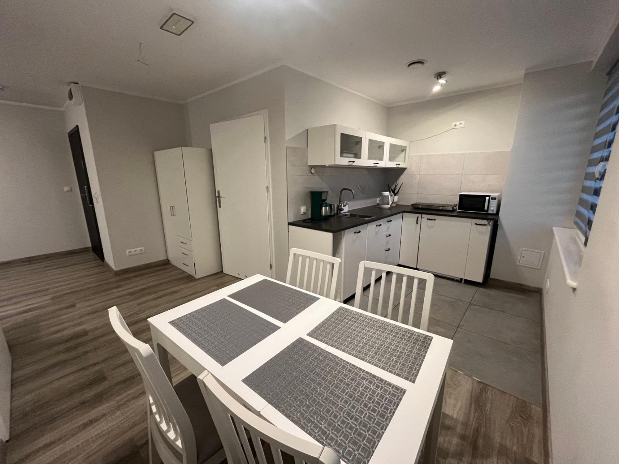 Apartamenty Na Wzgorzu Ińsko Esterno foto