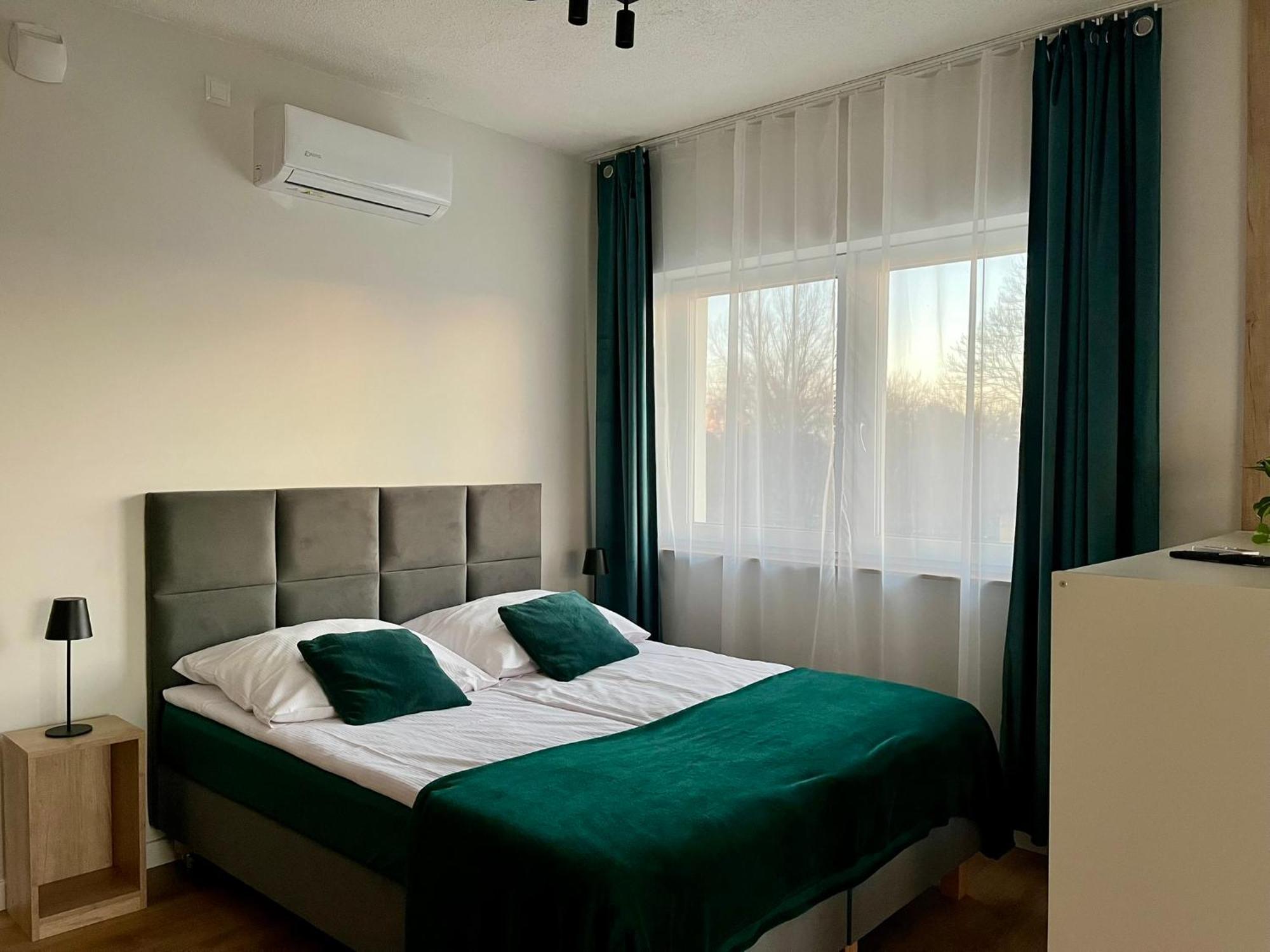 Apartamenty Na Wzgorzu Ińsko Esterno foto